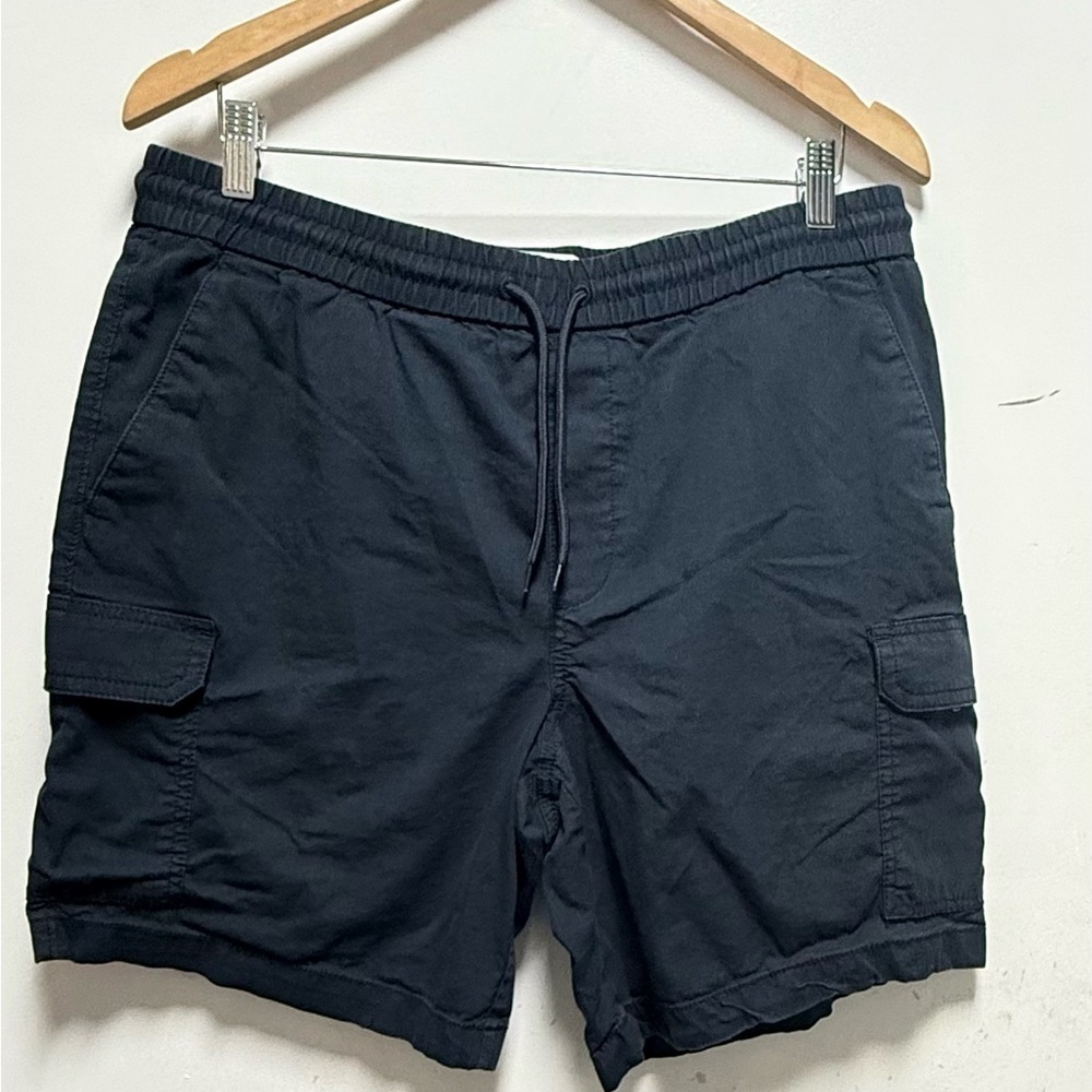 Original Penguin Men's Black Cargo Shorts Size L
